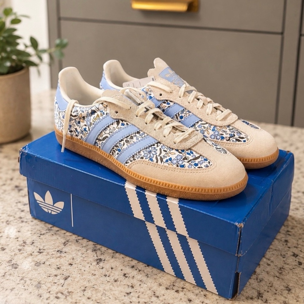 🆕 Adidas x Liberty London Limited Edition Samba OG J Floral - Blue size 8